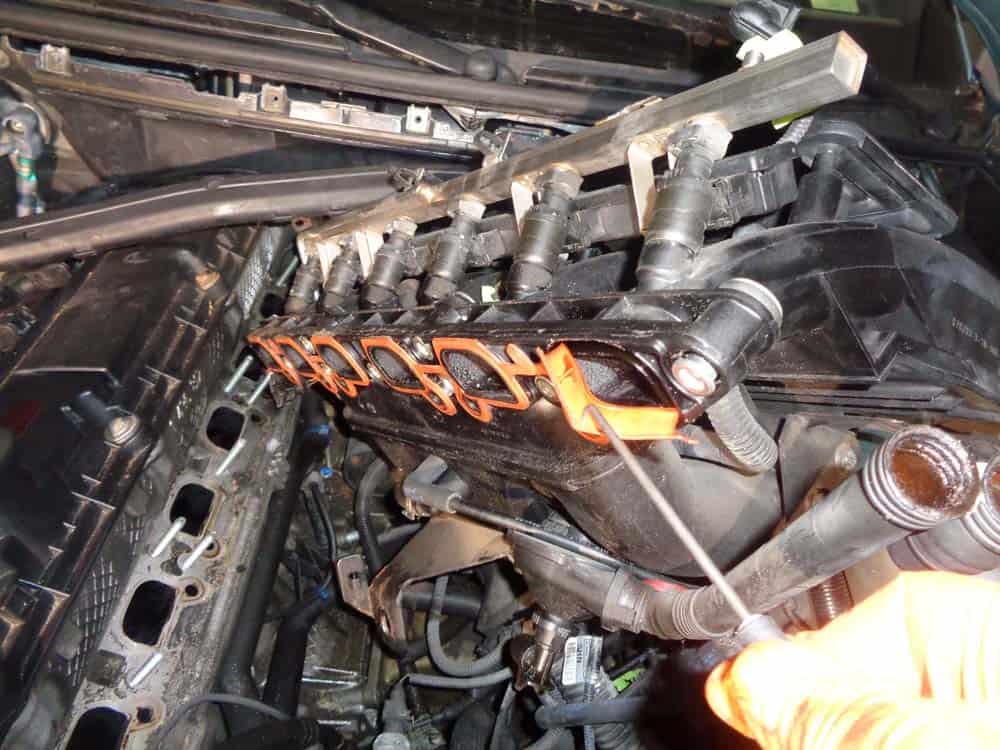 See U2043 in engine